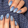 Pose de top coat pailleté scintillant de la marque Makear